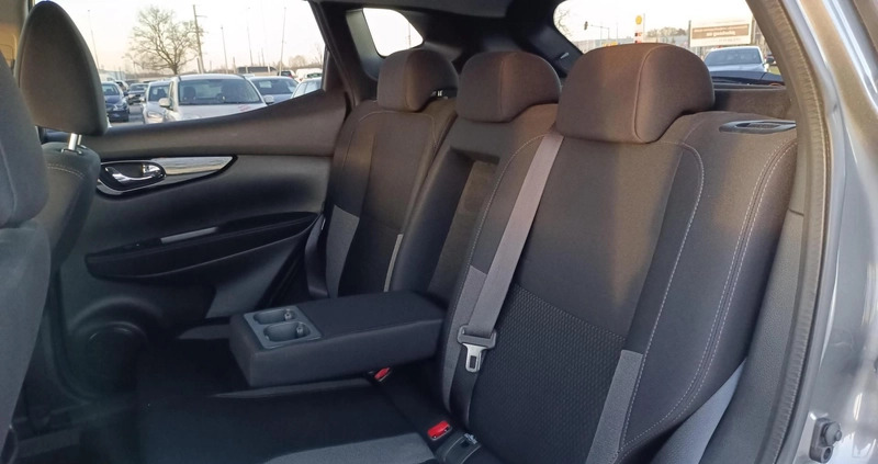Nissan Qashqai cena 74900 przebieg: 133638, rok produkcji 2021 z Parczew małe 172